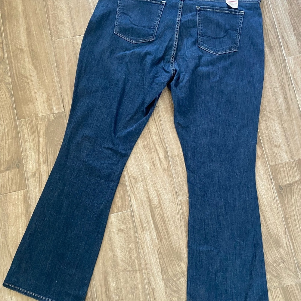 Levi Strauss signature women’s jeans - Picture 8 of 13